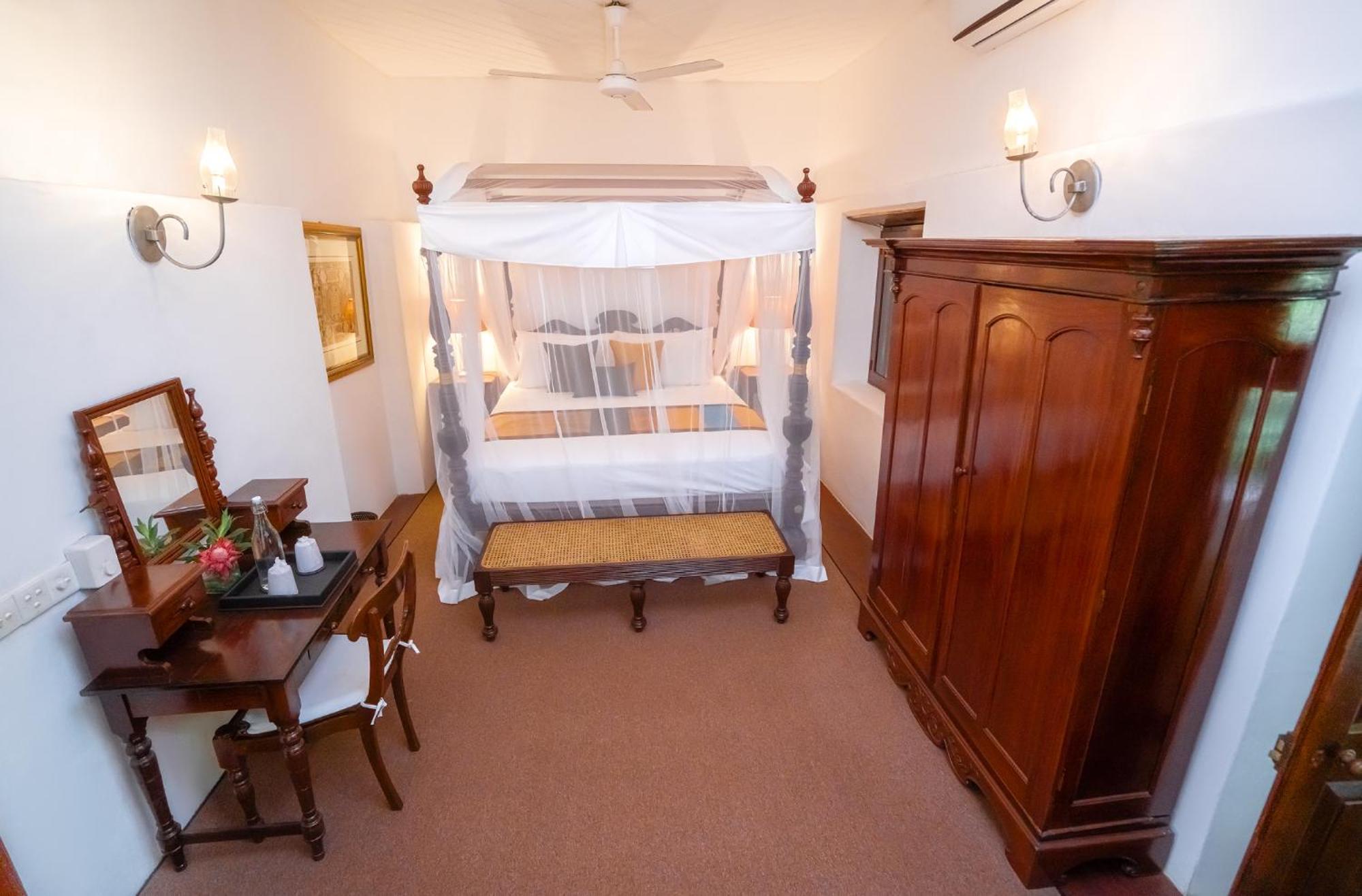 Cornelian Garden View Room