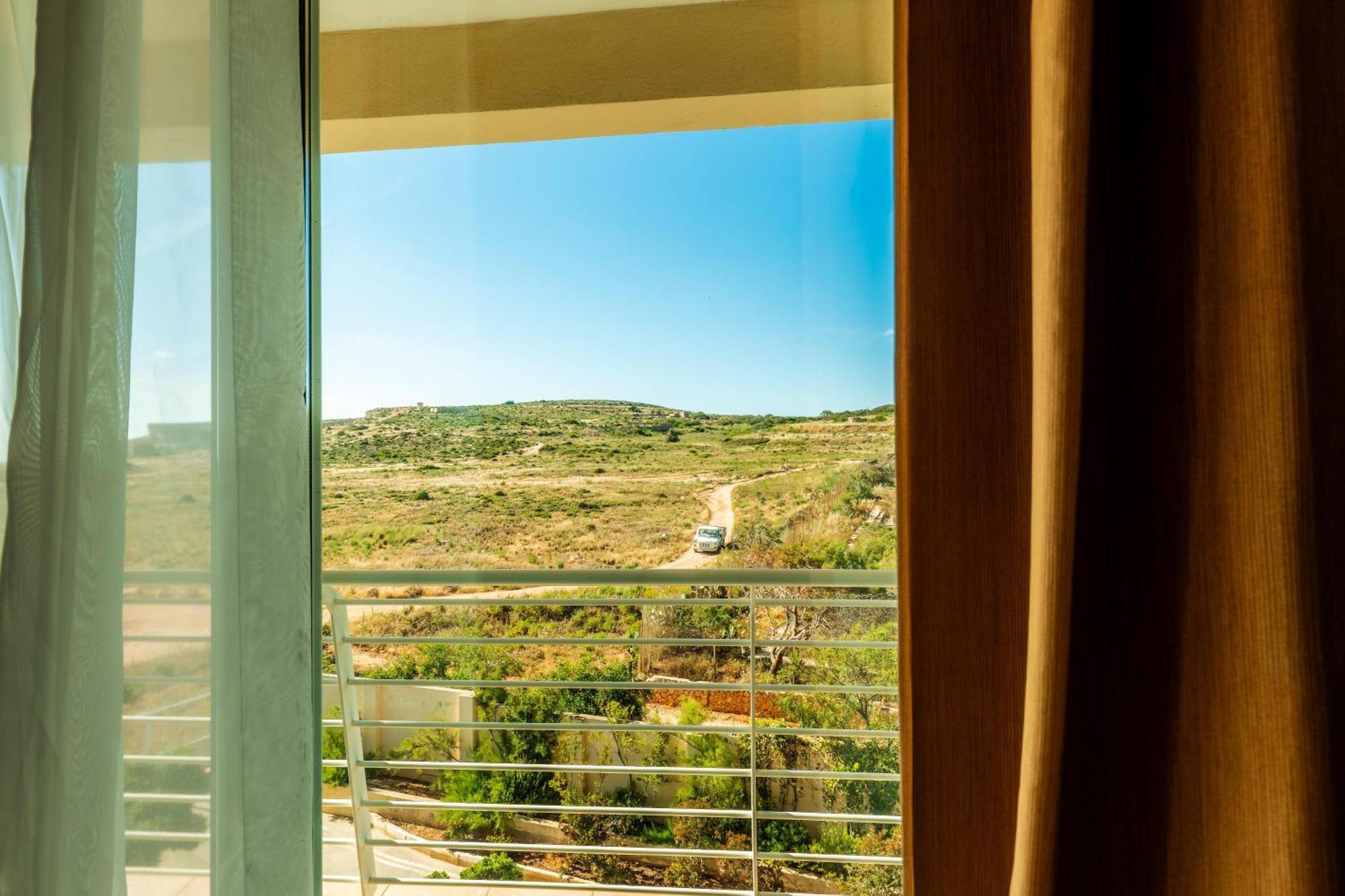 Superior Room Country View