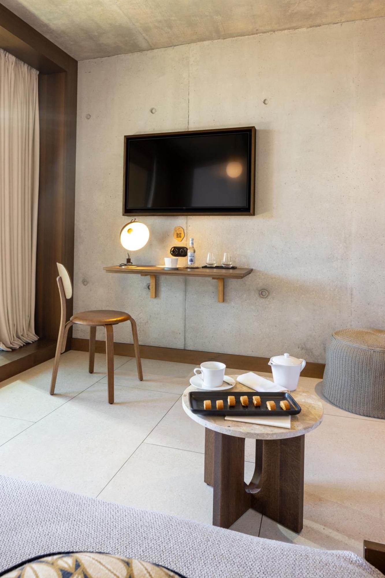 Deluxe Room Loggia