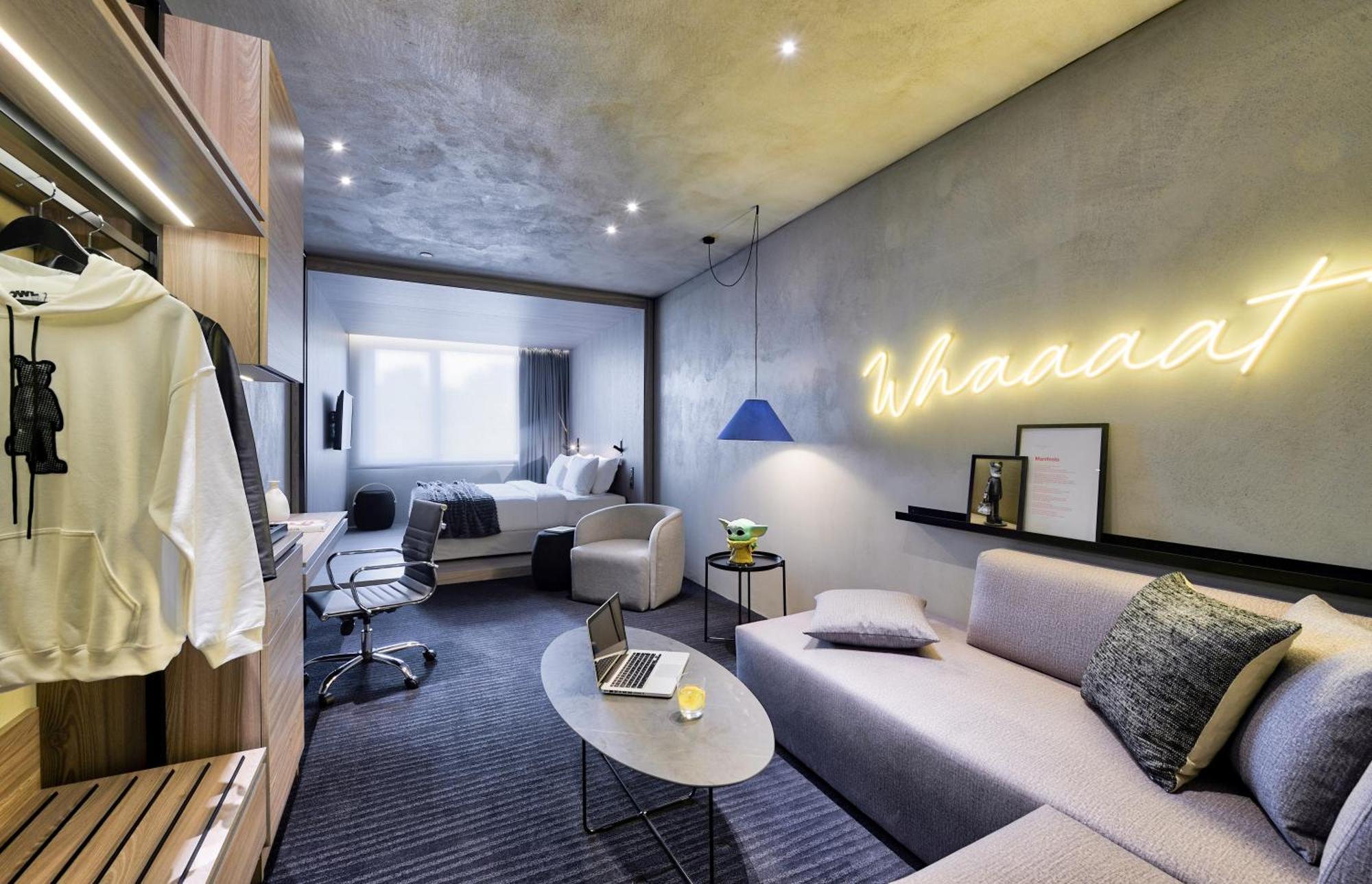 Signature Suite,1500024472:JPEG