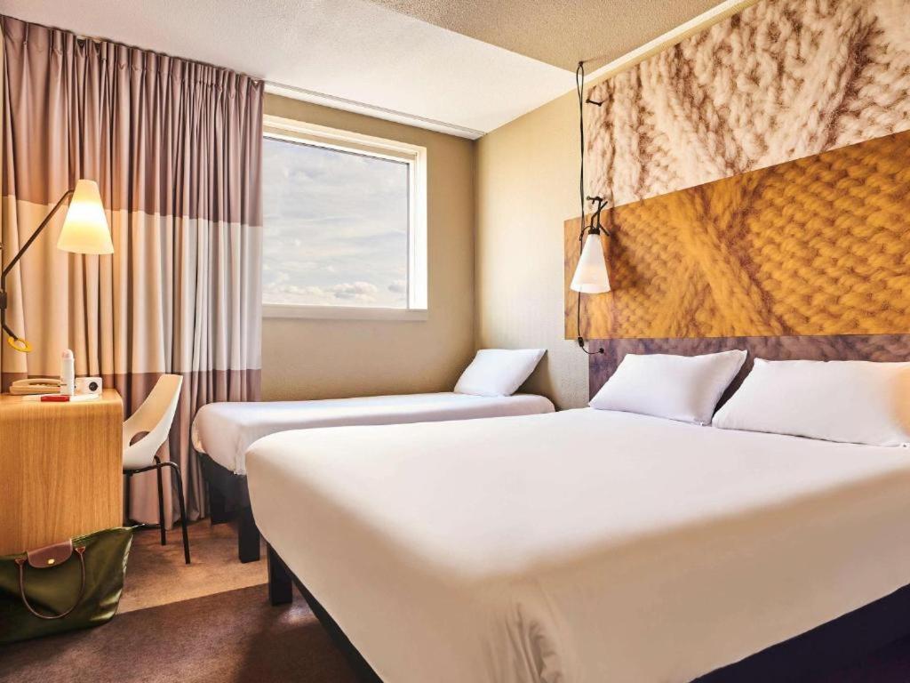 Chambre Standard avec 1 Lit Double et 1 Lit Simple