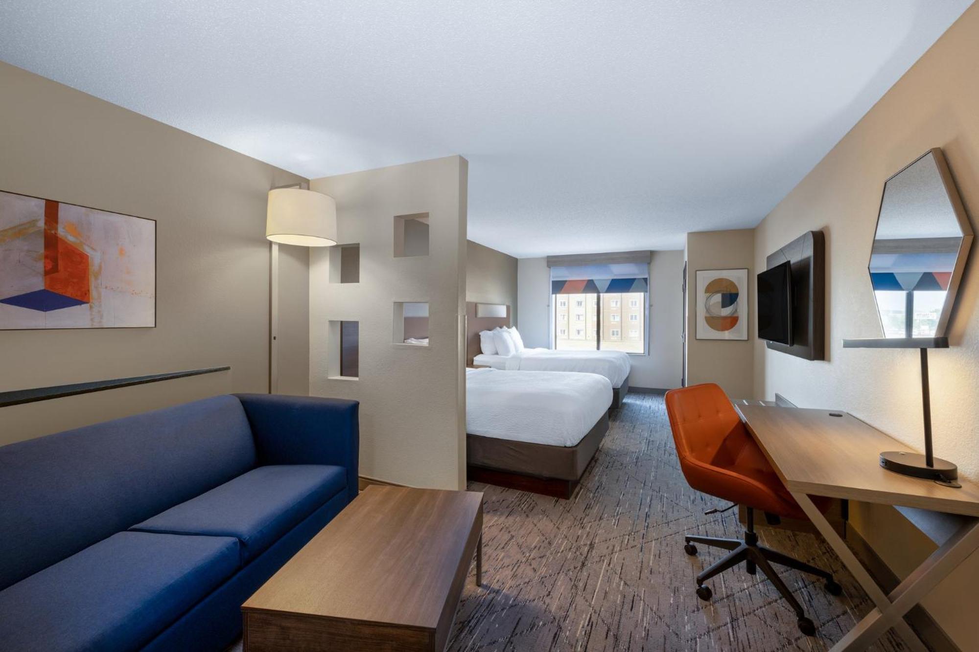 Suite Two Queen Beds