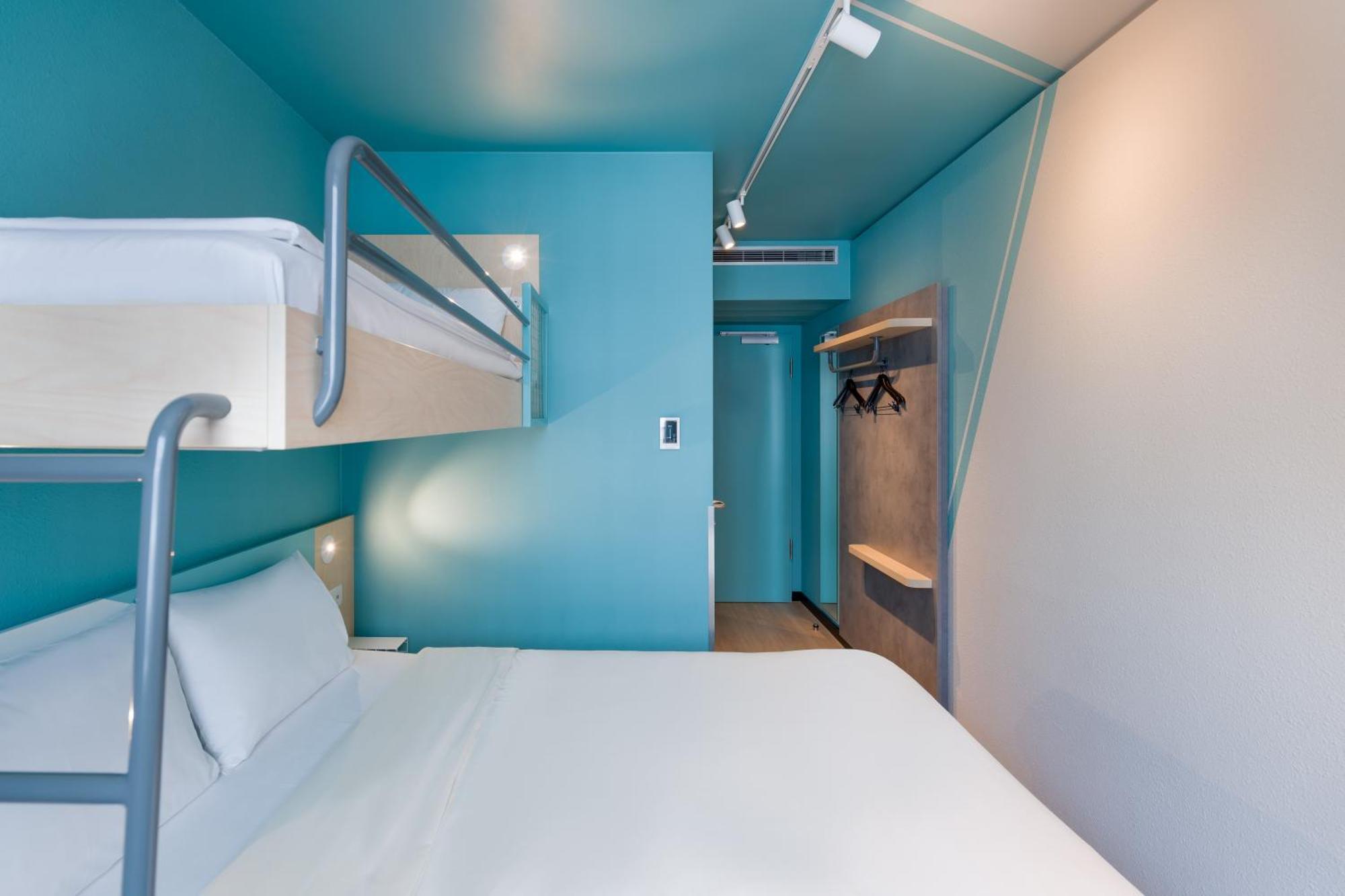 Small triple room a double bed a bunk bed