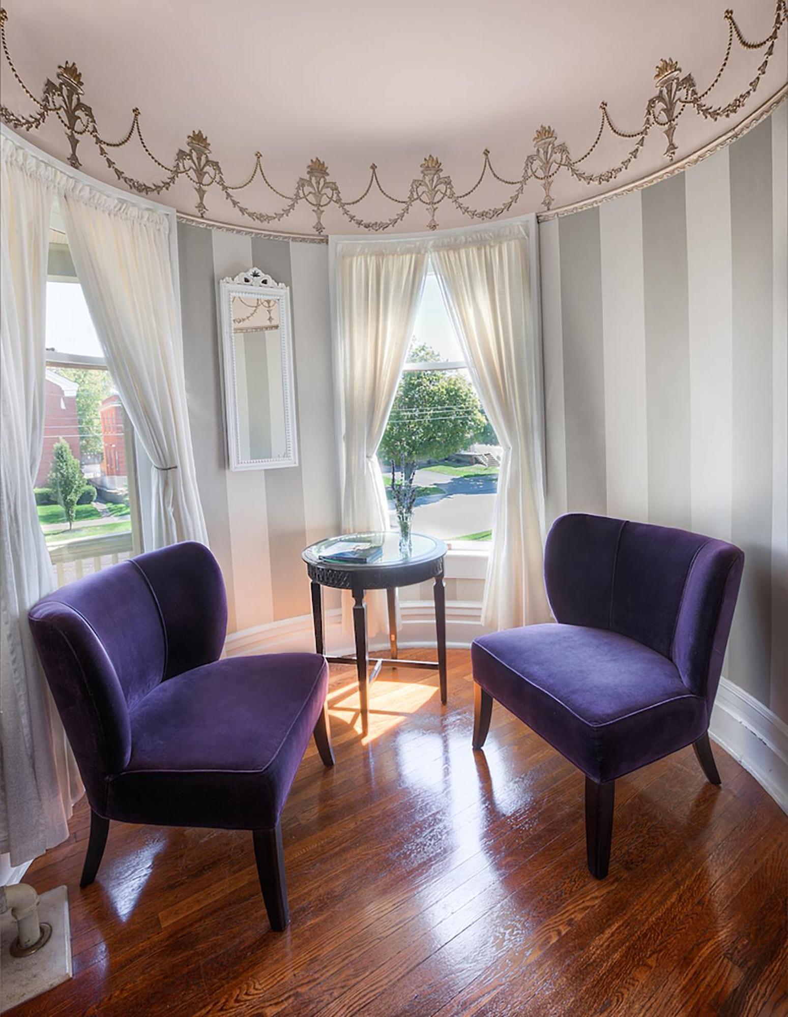 Queen Room with Balcony