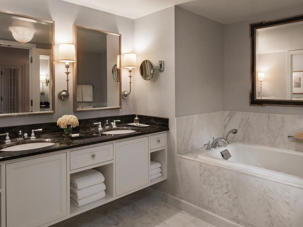 City-View Accessible Executive Suite King