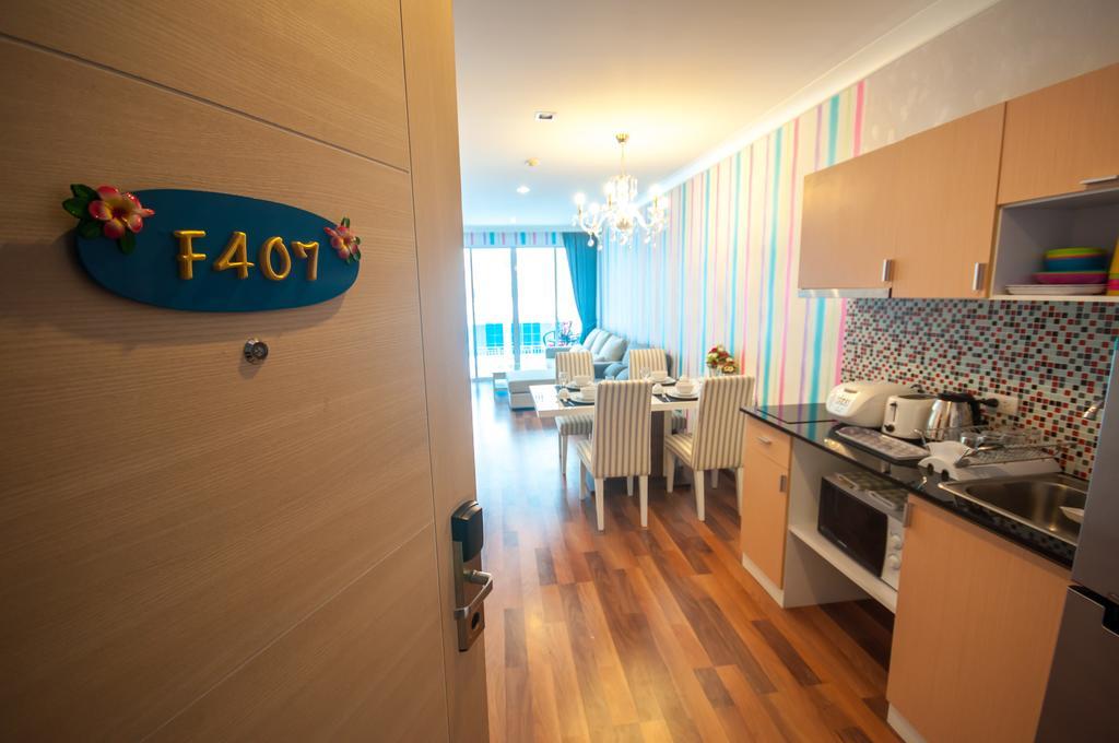 Suite Royale avec Terrasse et Accès au Salon