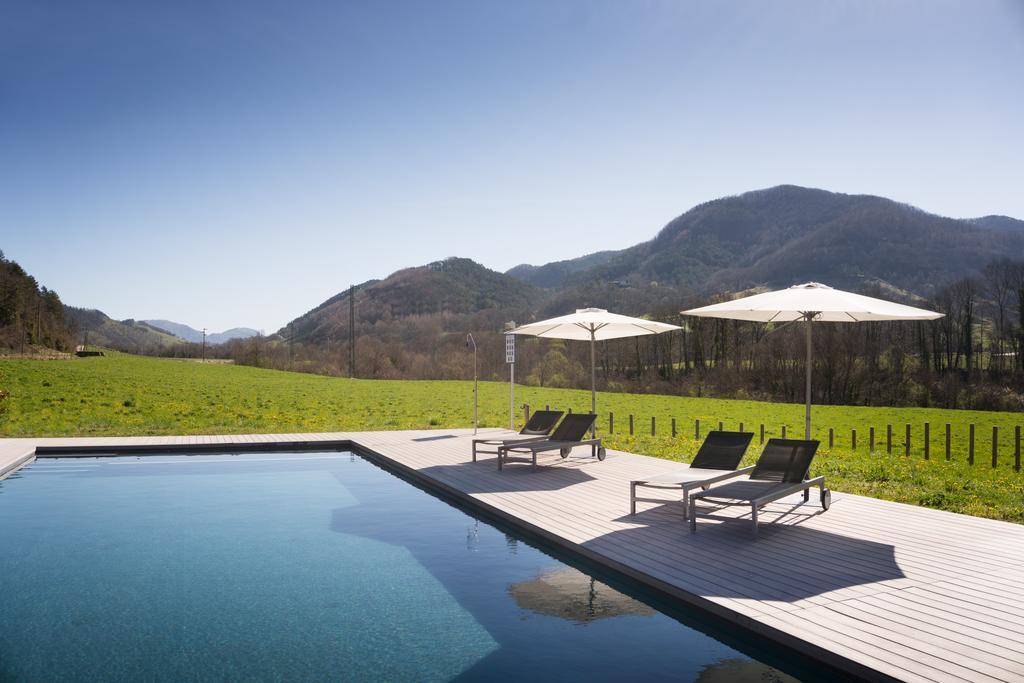 Habitación Doble con jardín