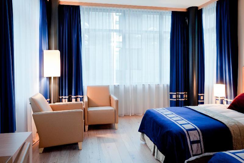 Chambre Lits Jumeaux - Vue sur Atrium