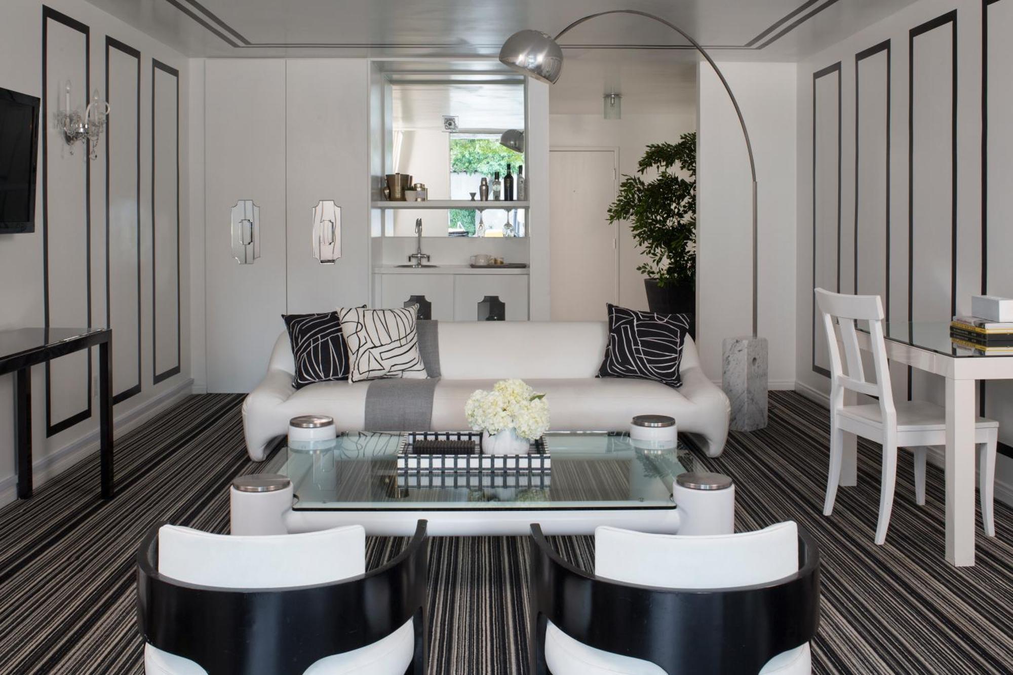 One-Bedroom Suite