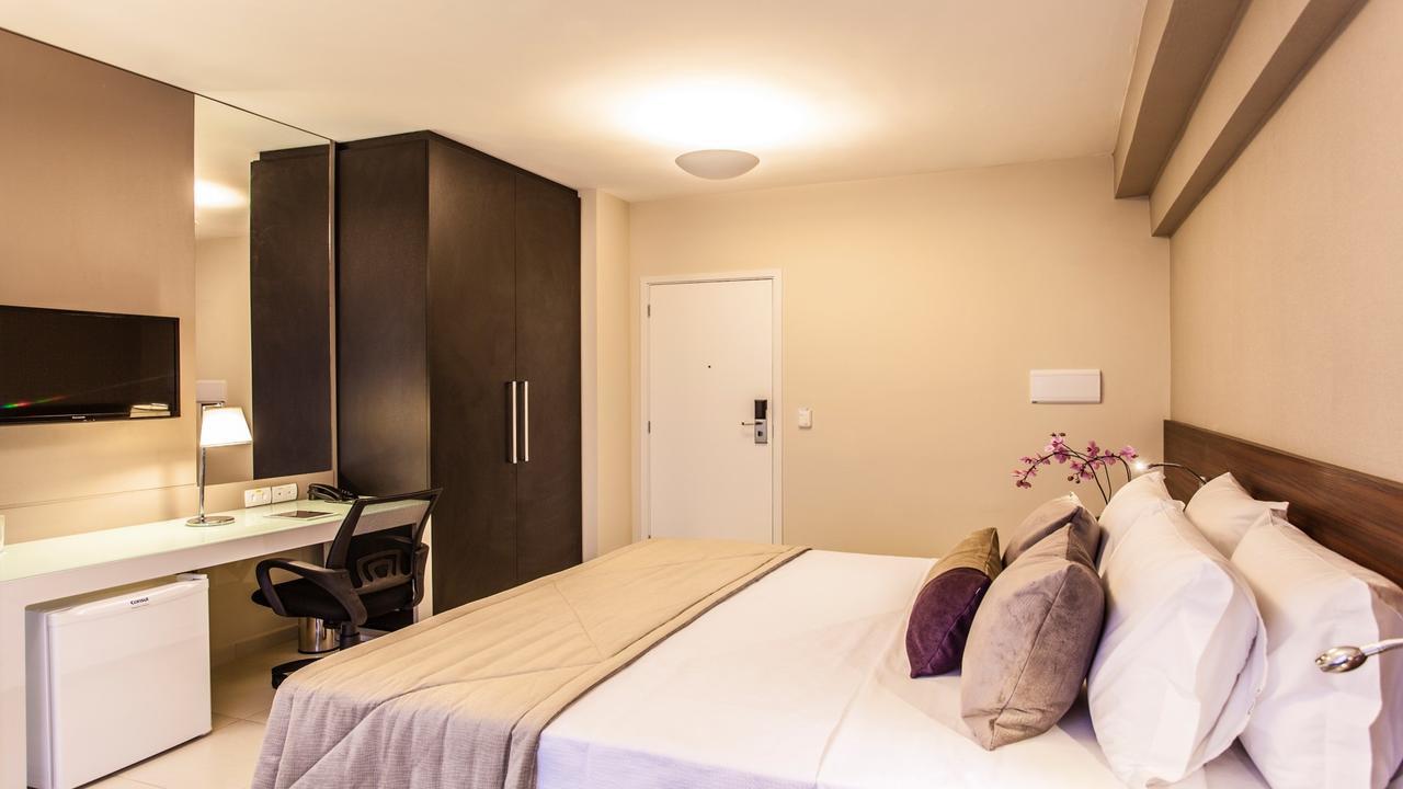 Quarto Duplo