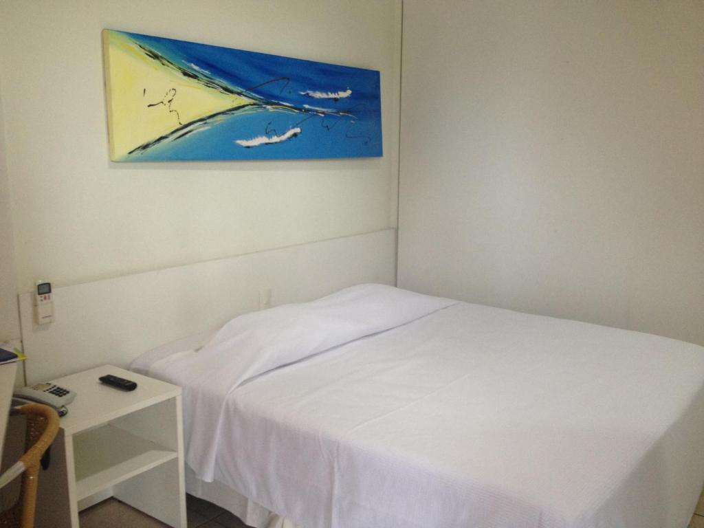One-Bedroom Apartment,143728967:JPEG