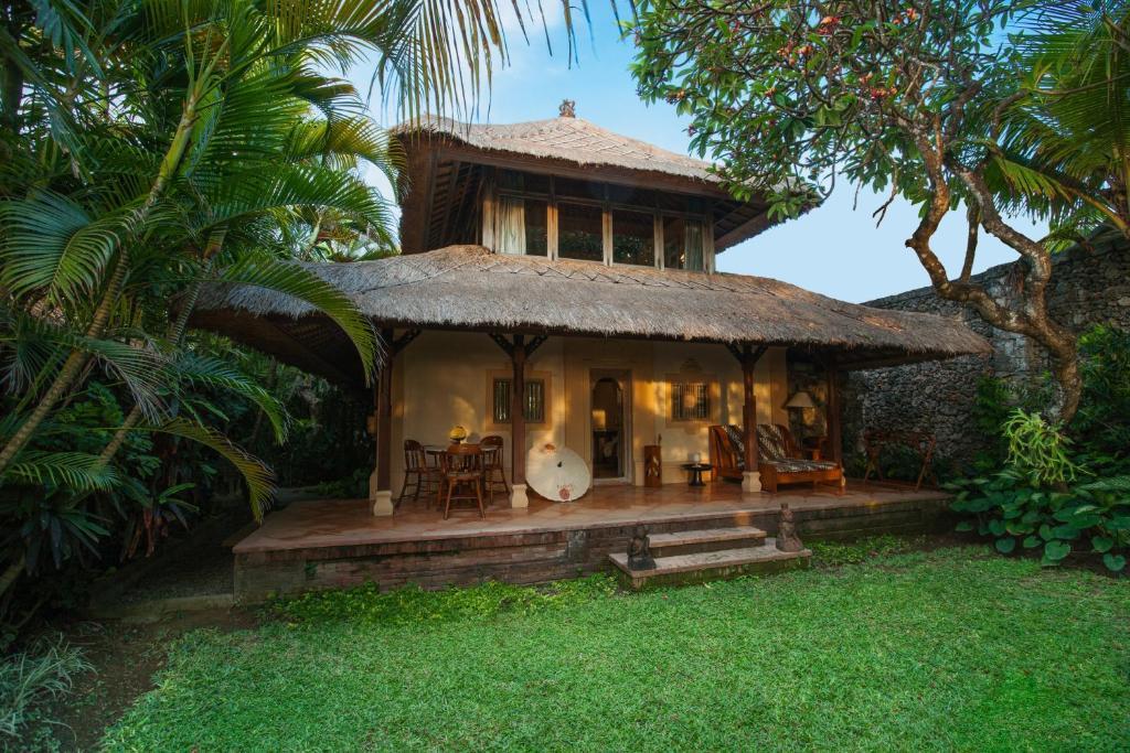 Bungalow - Beach Front