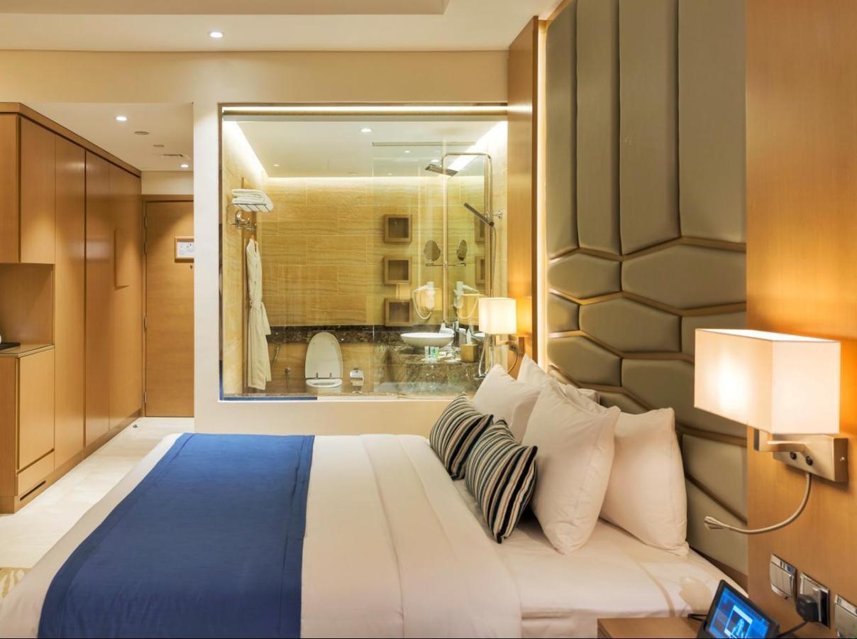 Superior Room City View access to Hotel's private beach at Palm Jumeirah,1219570183:JPEG