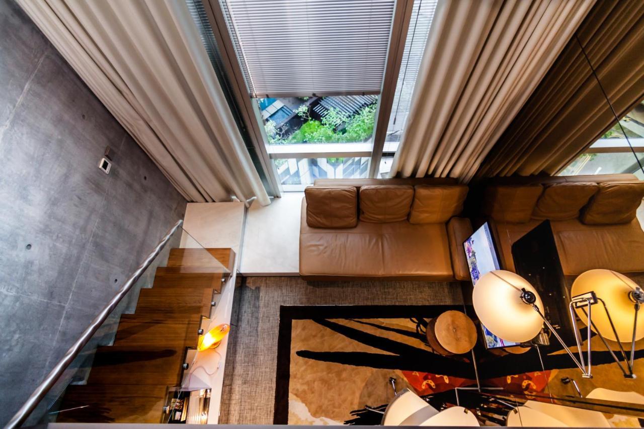 Premier Loft