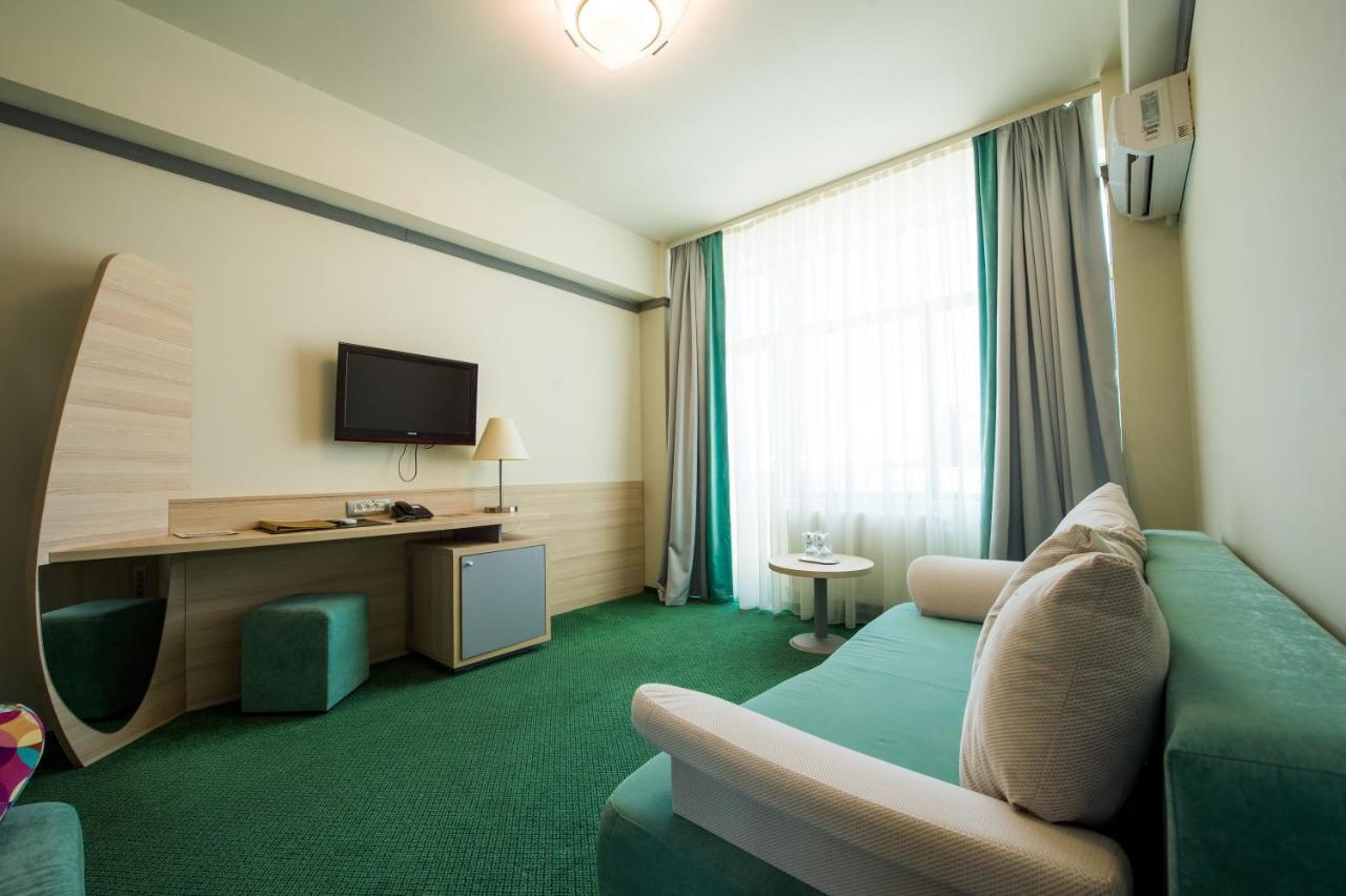 Apartment with Sea View,1554775318:JPEG