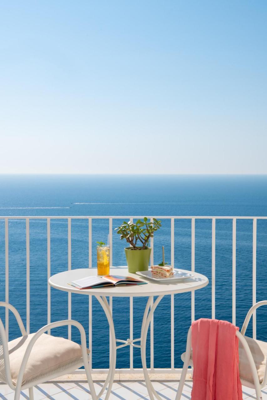 Superior Double Room Balcony Sea View