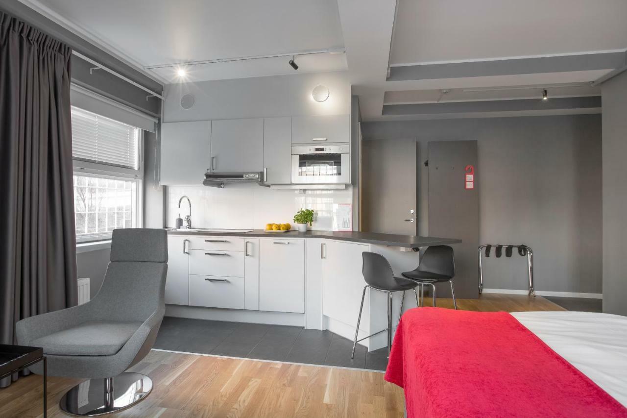 Studio Apartment,894137641:JPEG
