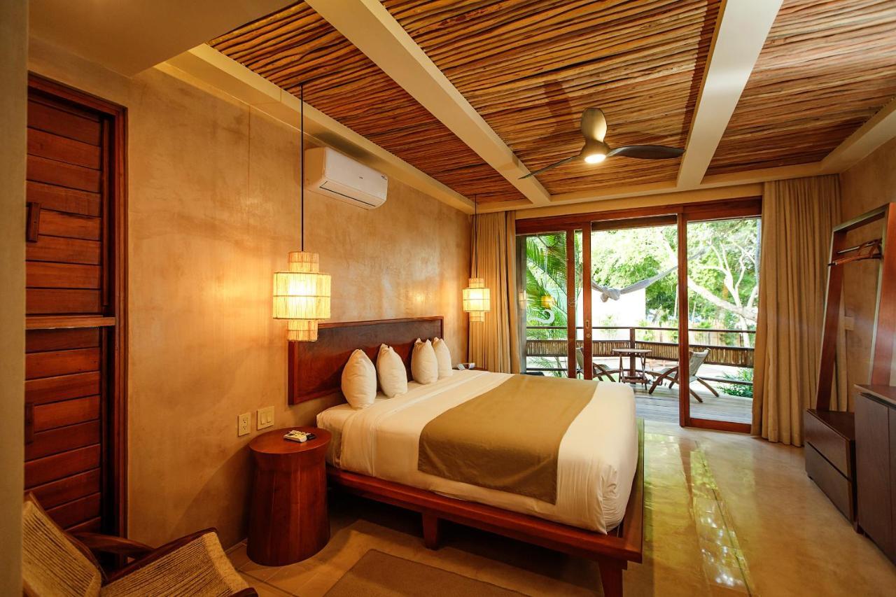King Room Lake View