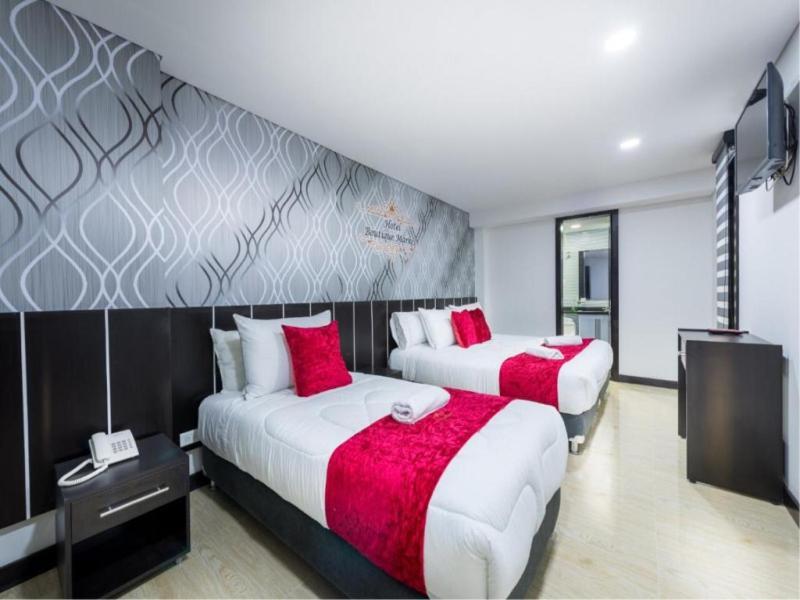 Deluxe Family Room
