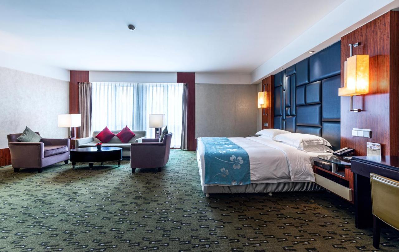 Executive Deluxe King Room