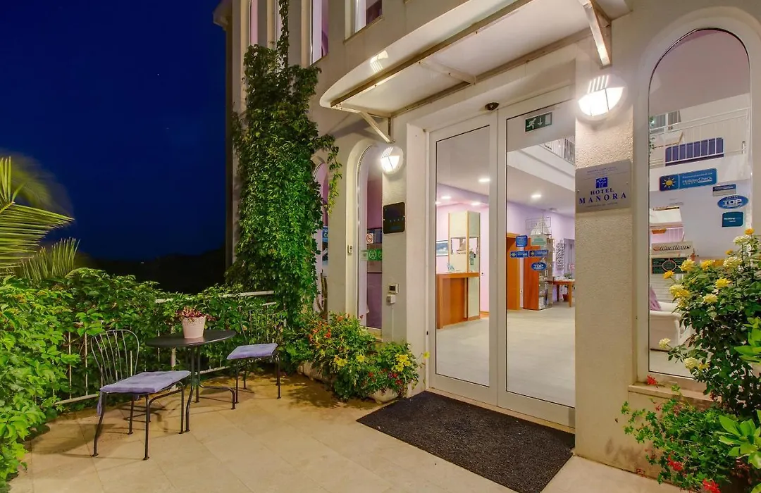 Hotel Manora-1