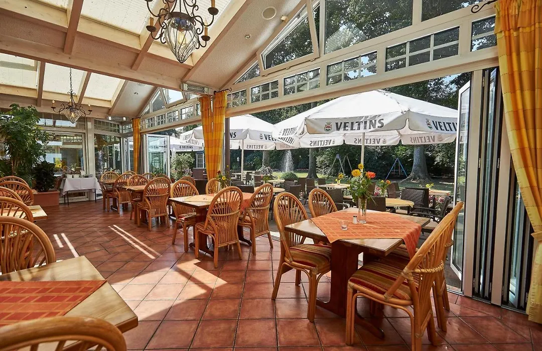 Flairhotel Hubertus-1