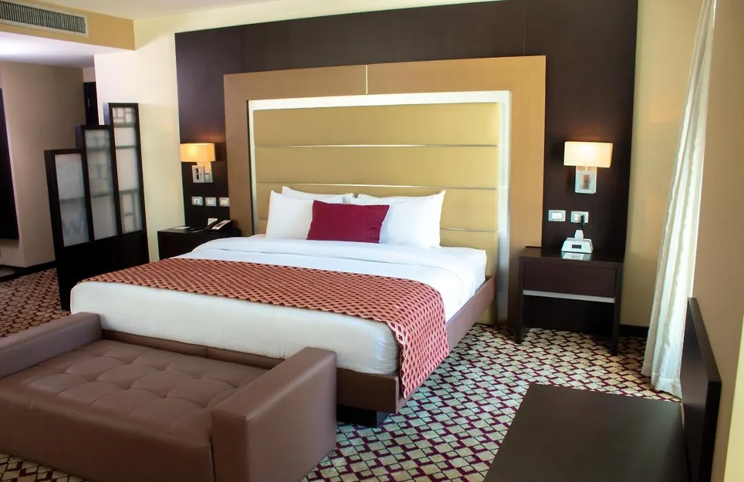 Waldorf Hotel-1