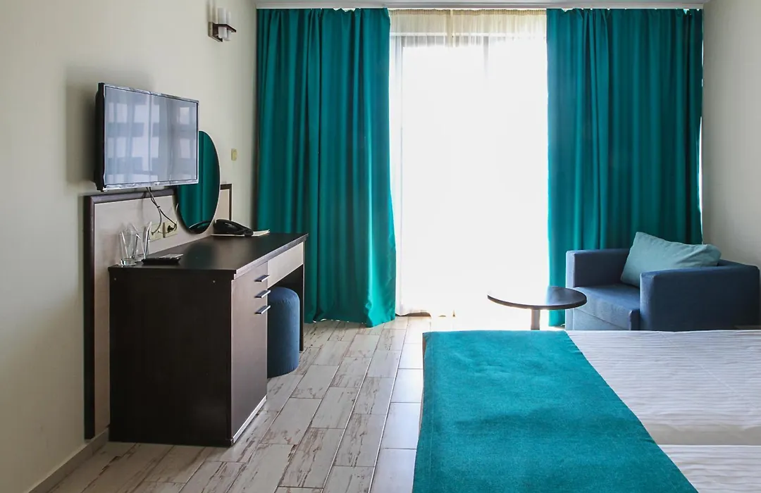 Smartline Meridian Hotel-1