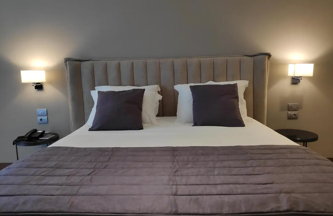 Supreme Hotel-1