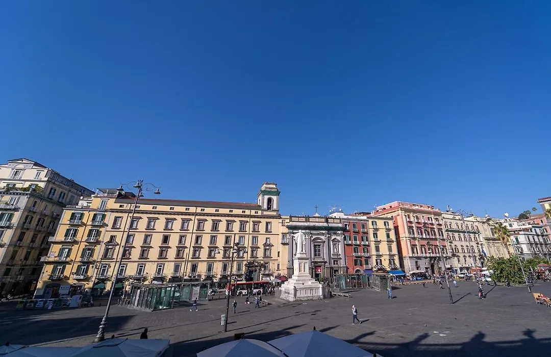 P.C. Boutique H. Vesuvius, Napoli Centro, By Clapa Group-1