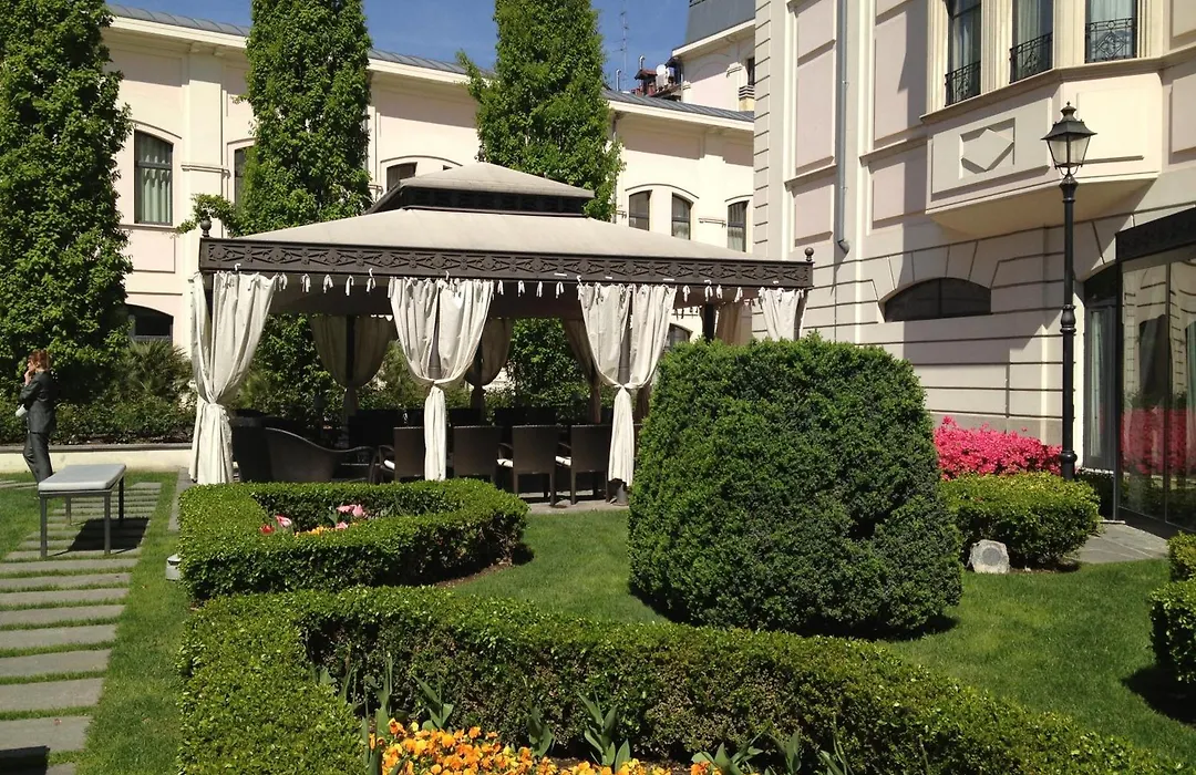 Grand Visconti Palace-1