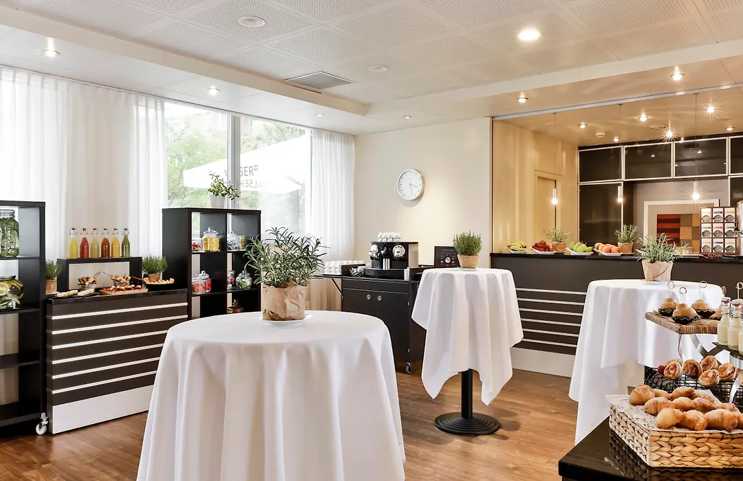 Essential By Dorint Basel City-1