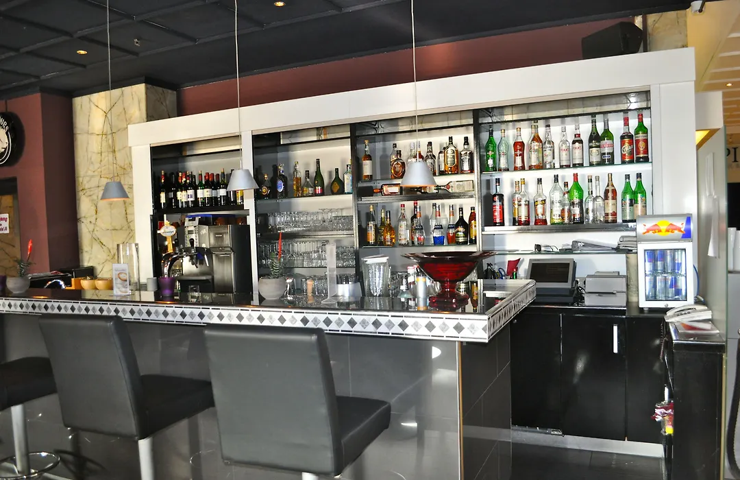 Savoy Hotel-1
