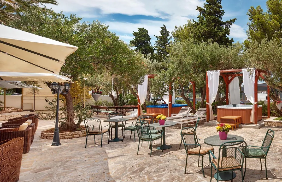 Hotel Villa Adriatica - Adults Only-1
