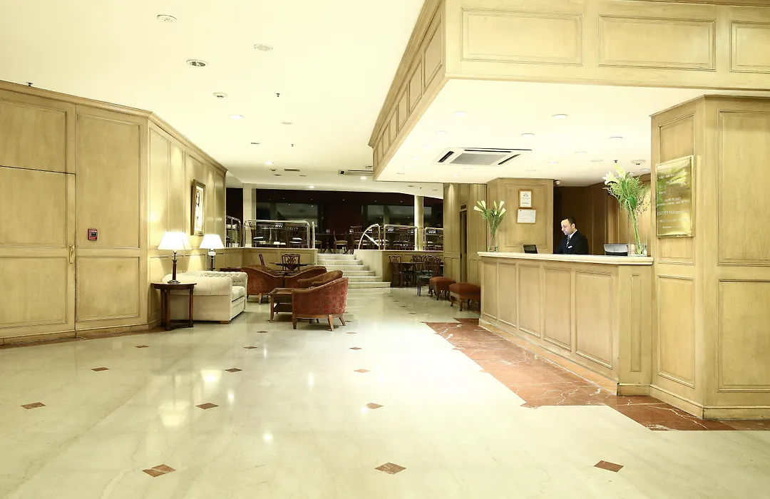 Cyan Americas Towers Hotel-1
