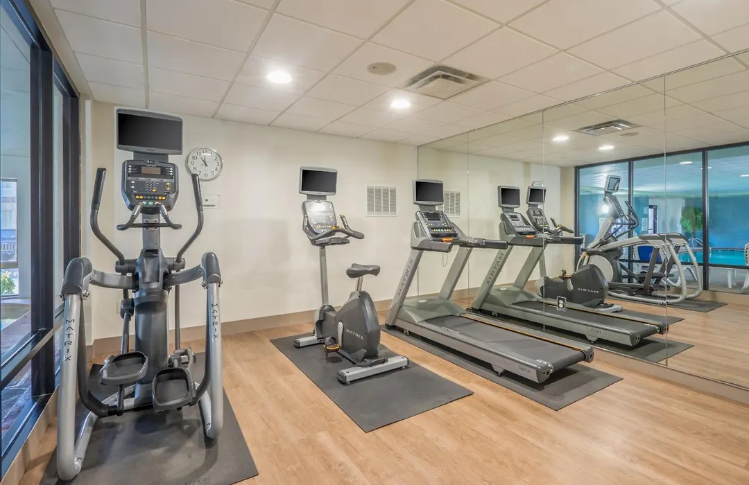 Holiday Inn Express Hotel & Suites Louisville East By Ihg-1