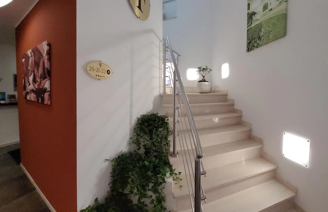 Palazzo Ferrucci Luxury Suites-1