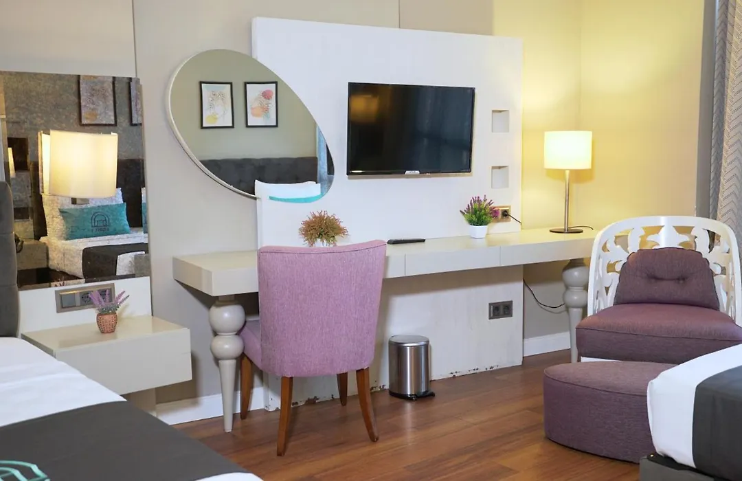 Homey Airport Hotel-1