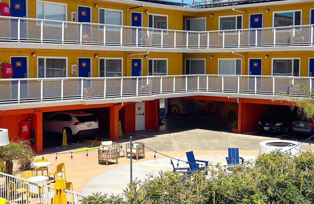 Hotel Del Sol-1