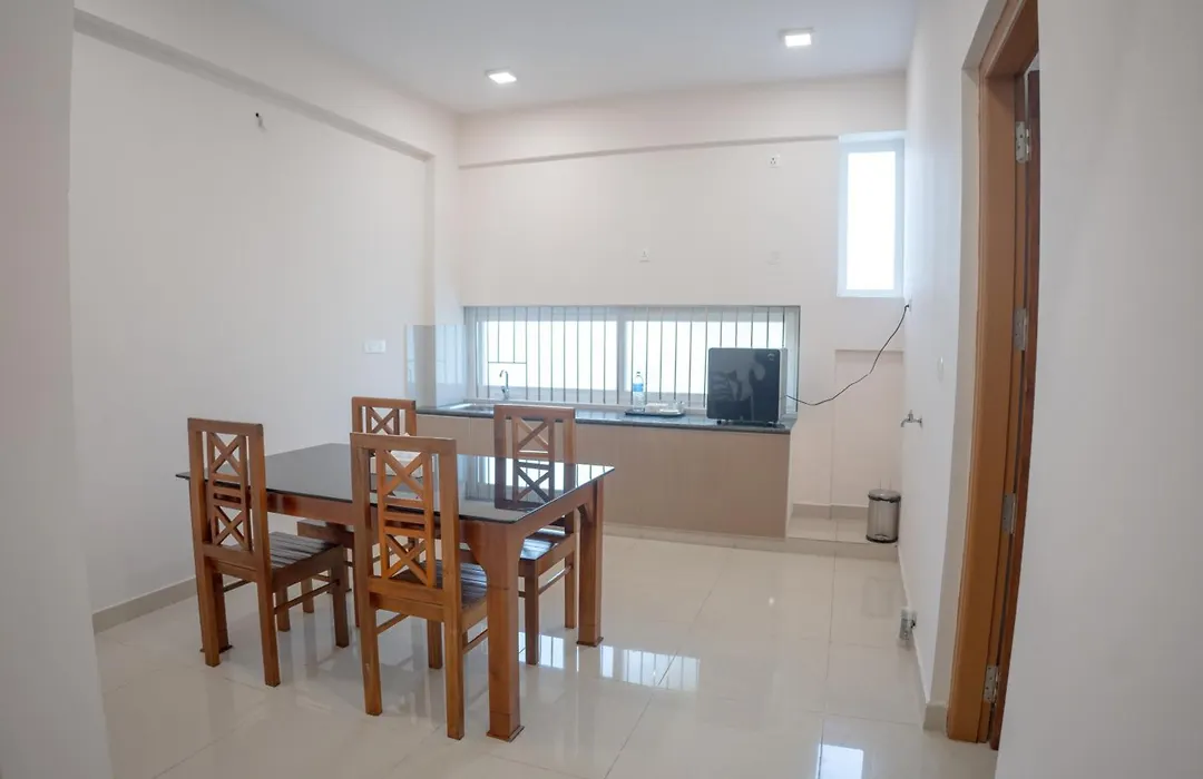 Daffodils Luxury Airport Suites-1