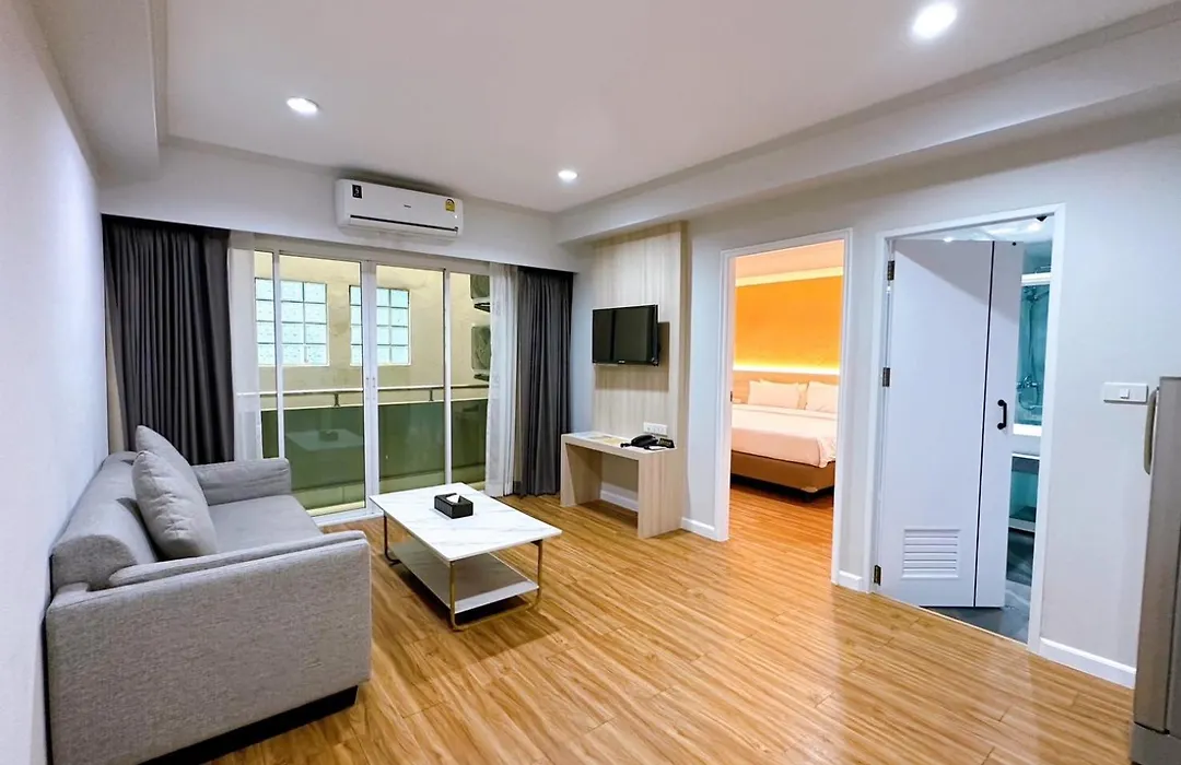 Miloft Sathorn Hotel-1
