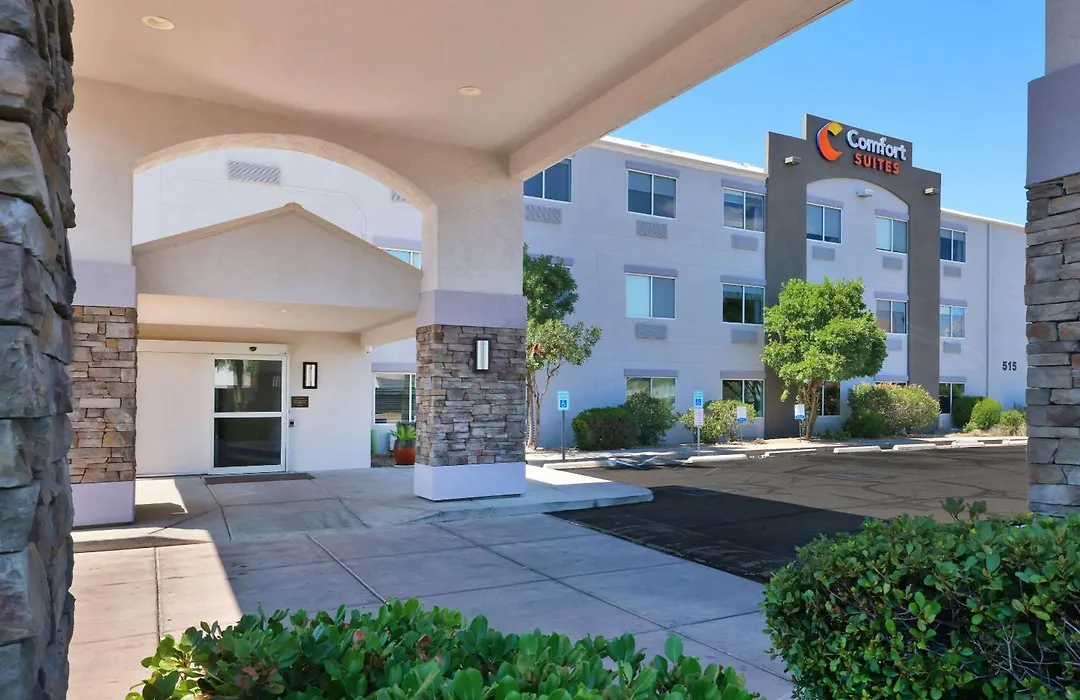 Comfort Suites At Tucson Mall-1