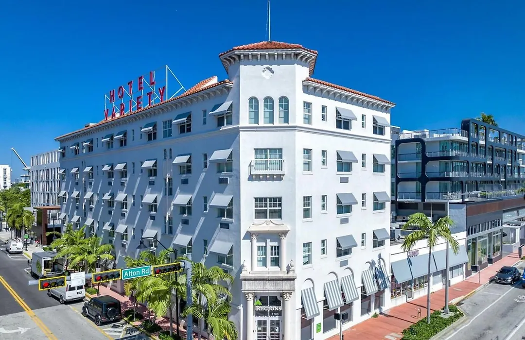 Global Luxury Suites At The Apex Miami-1