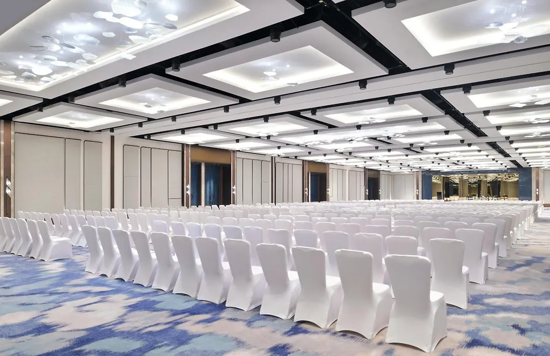 Crowne Plaza Dubai Festival City-1