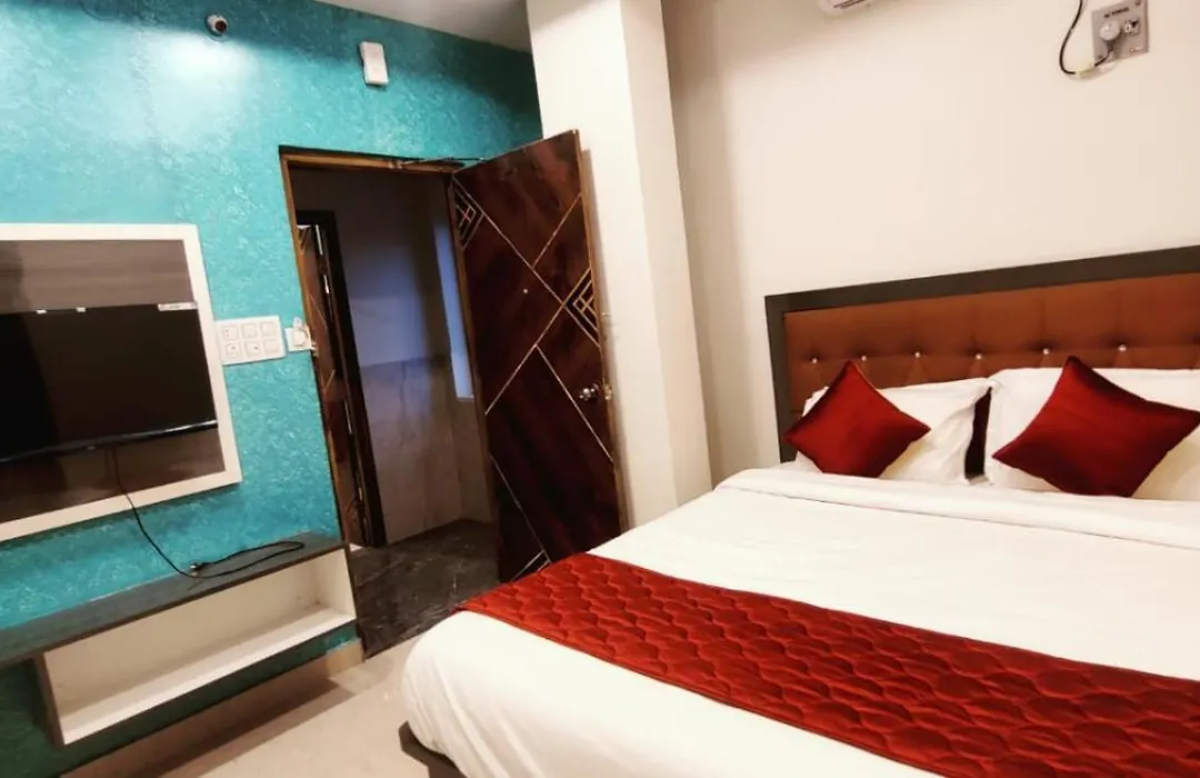 Aadya Inn New Luxury Hotel-1