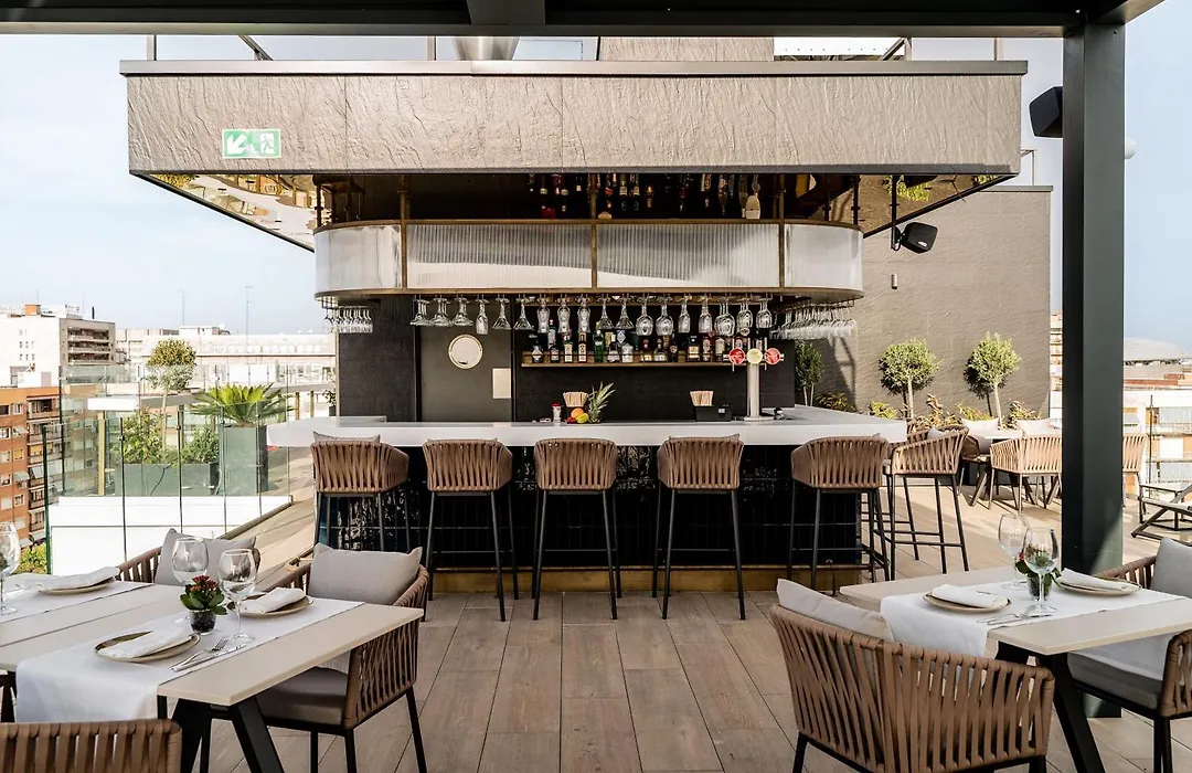 H10 Tribeca-1