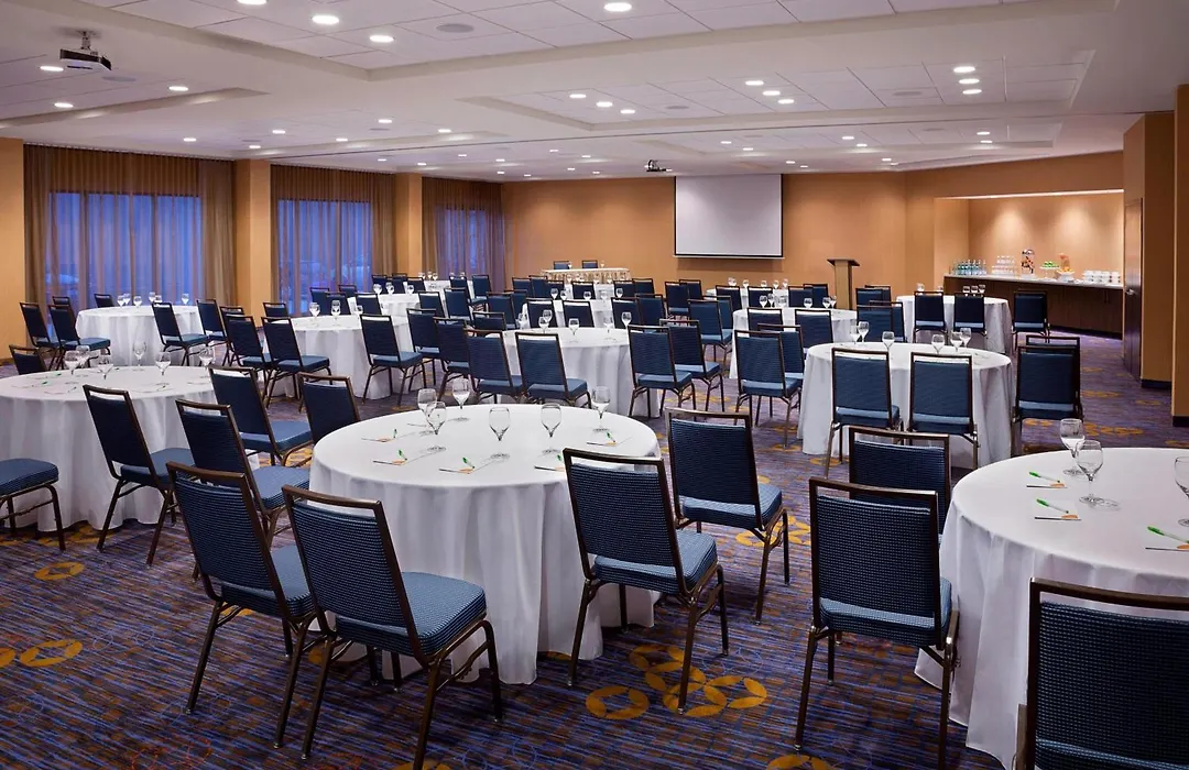 Courtyard By Marriott Toronto Northeast/Markham-1