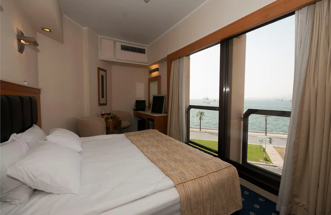 Best Western Plus Hotel Konak-1