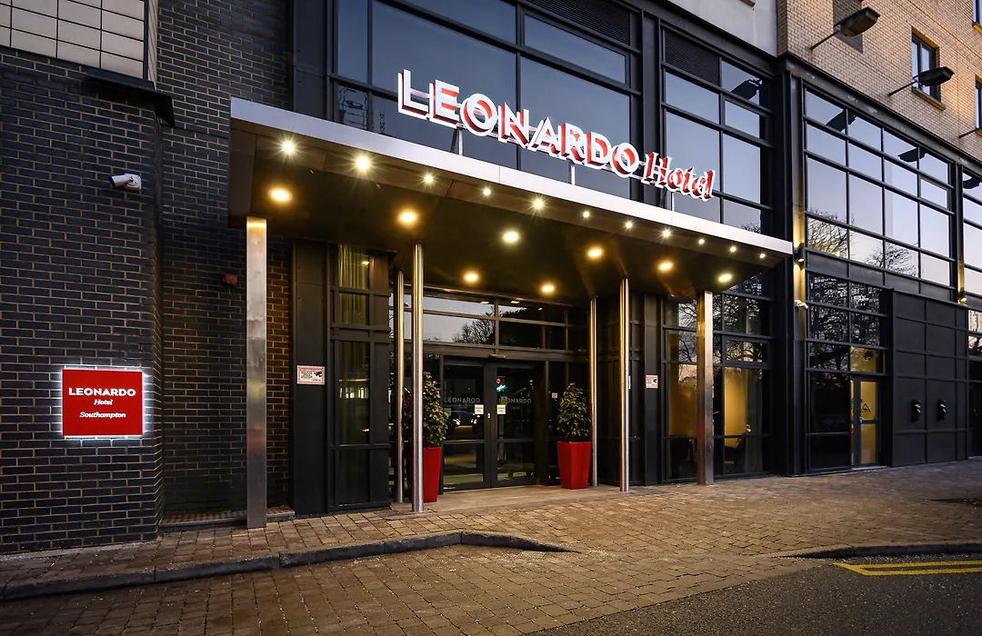 Leonardo Hotel Southampton-1