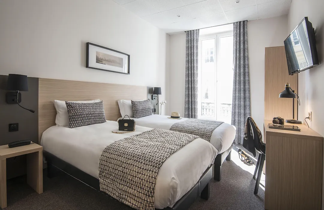 Hotel Saint Gothard-1